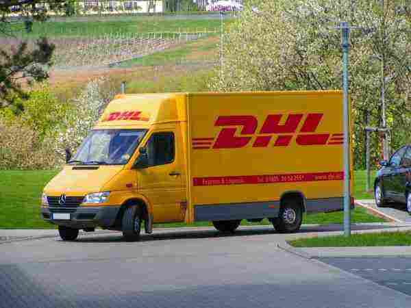 سعر شحن الكيلو في DHL