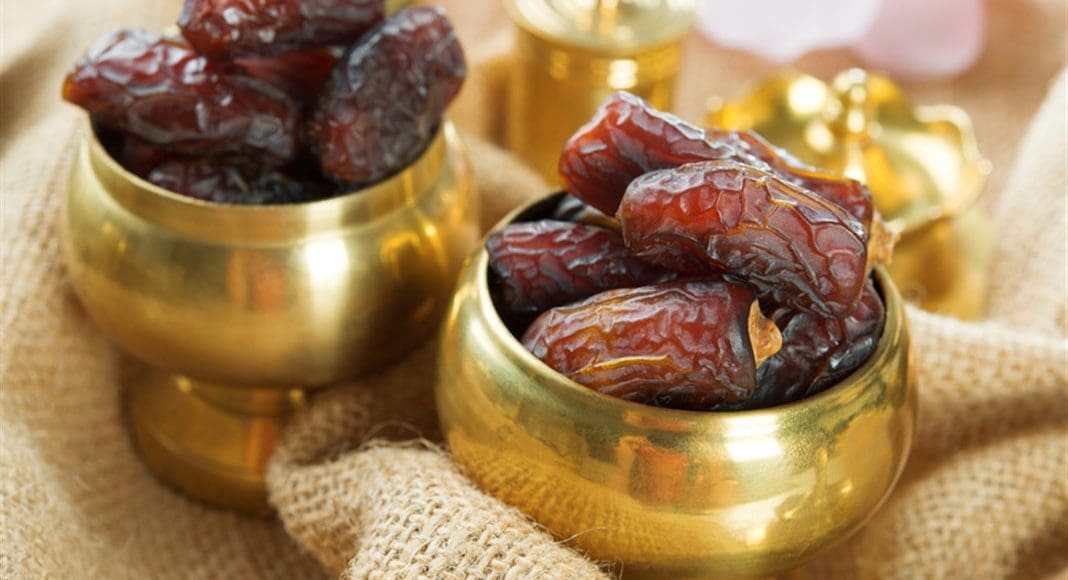 فوائد شهر رمضان الكريم الدينية والدنيوية