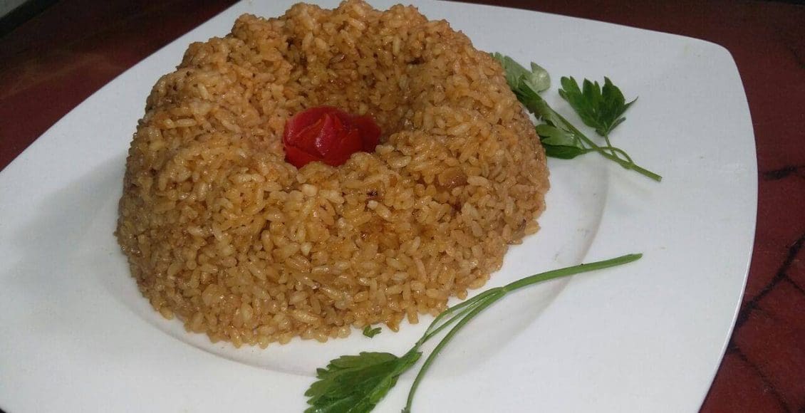 طريقة عمل رز السمك البني والأرز الصيادية في البيت