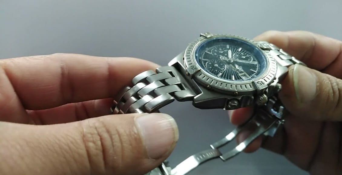 كيف أعرف ساعة breitling الأصلية